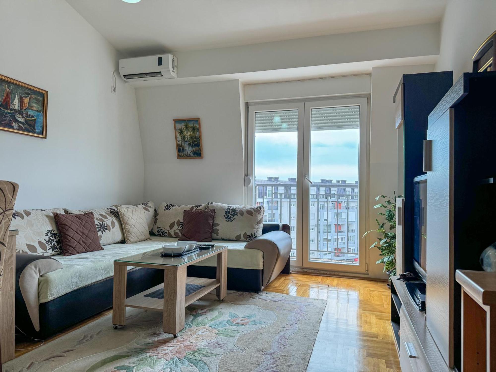 Apartment 50 Podgorica Ngoại thất bức ảnh