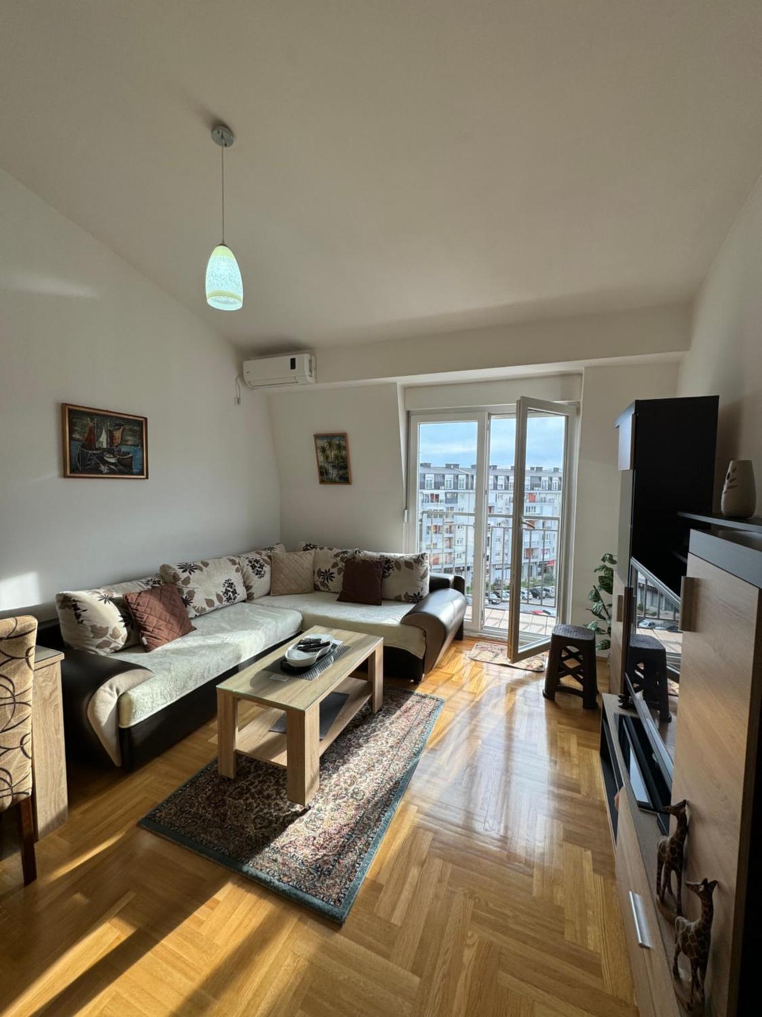Apartment 50 Podgorica Ngoại thất bức ảnh
